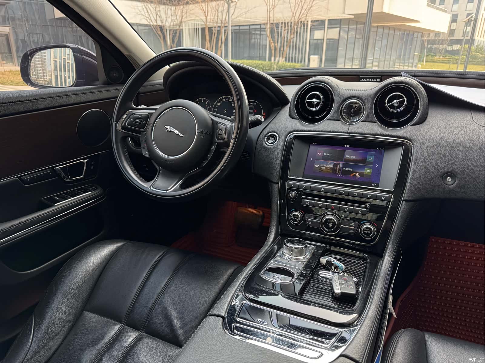 Jaguar XJ, 2018 20