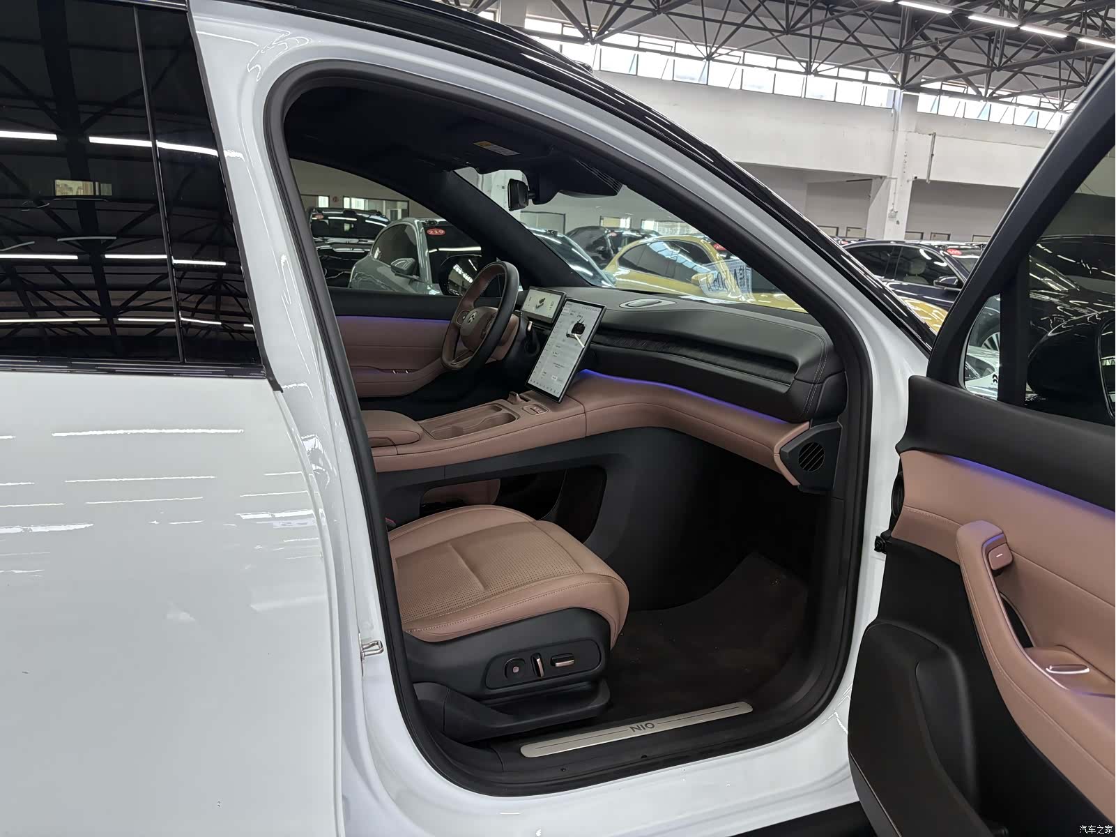 NIO ES6, 2024 9
