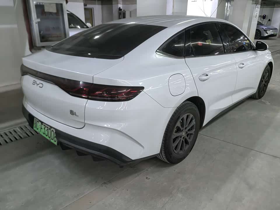 BYD Qin L