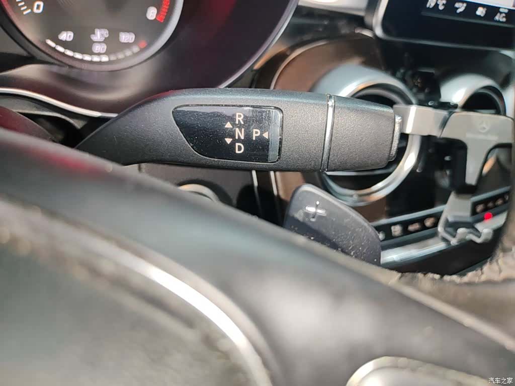 Mercedes-Benz GLC, 2016 14