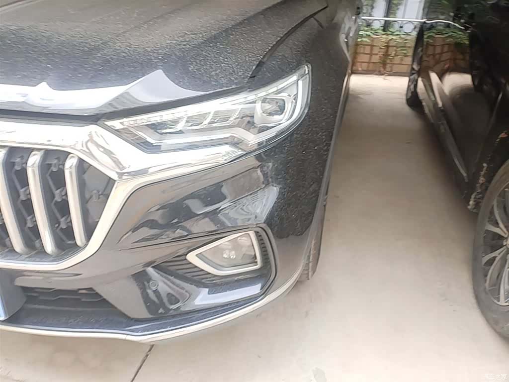 Hongqi HS5, 2023 24