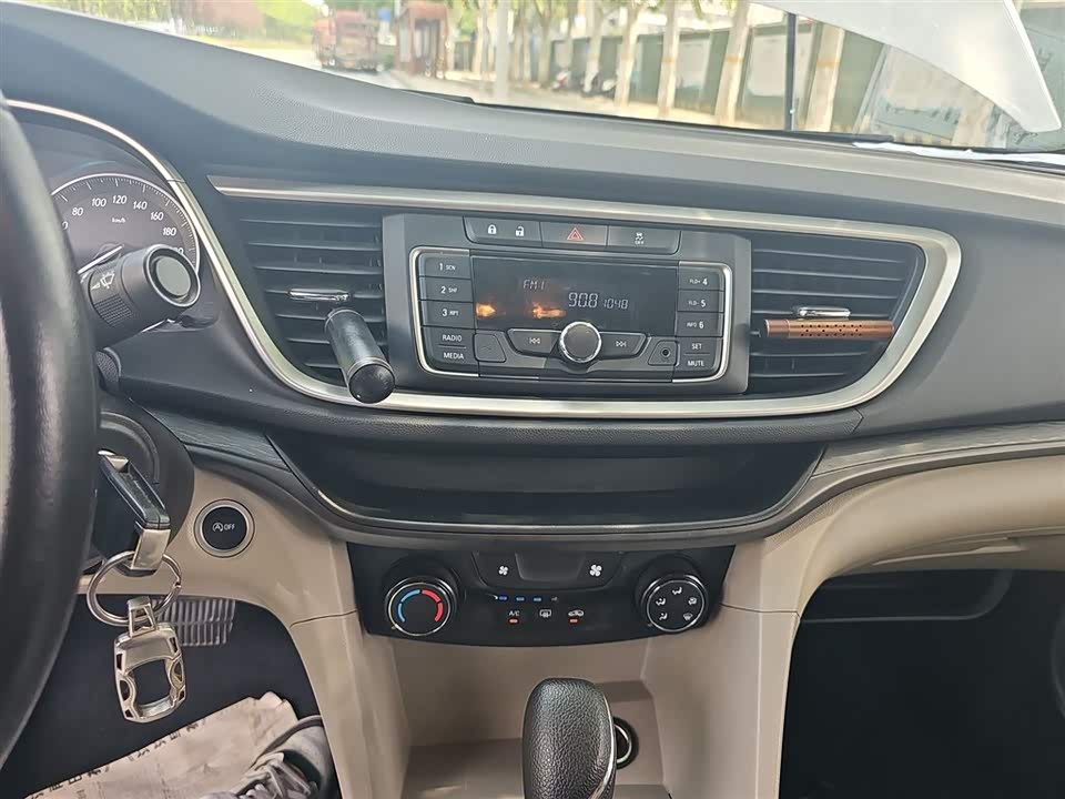 Buick Yinglang