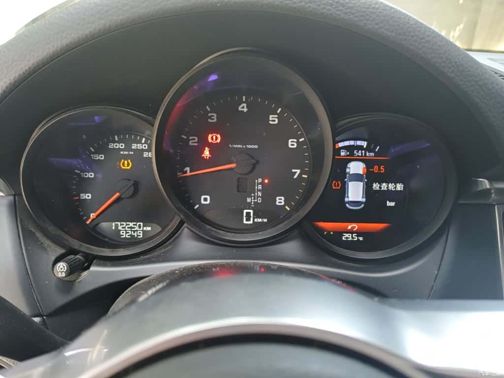 Porsche Macan, 2015 12
