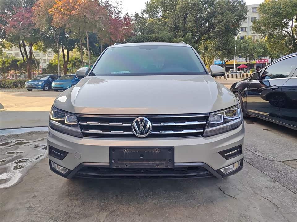 Volkswagen Tiguan L