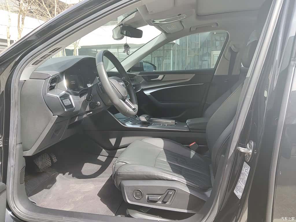 Audi A6L, 2019 11