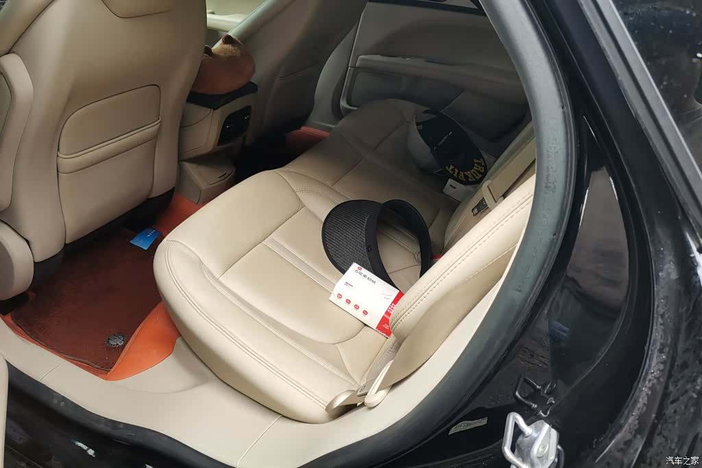 Lincoln MKZ, 2017 11