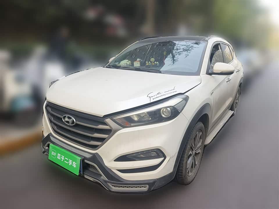Hyundai Tucson