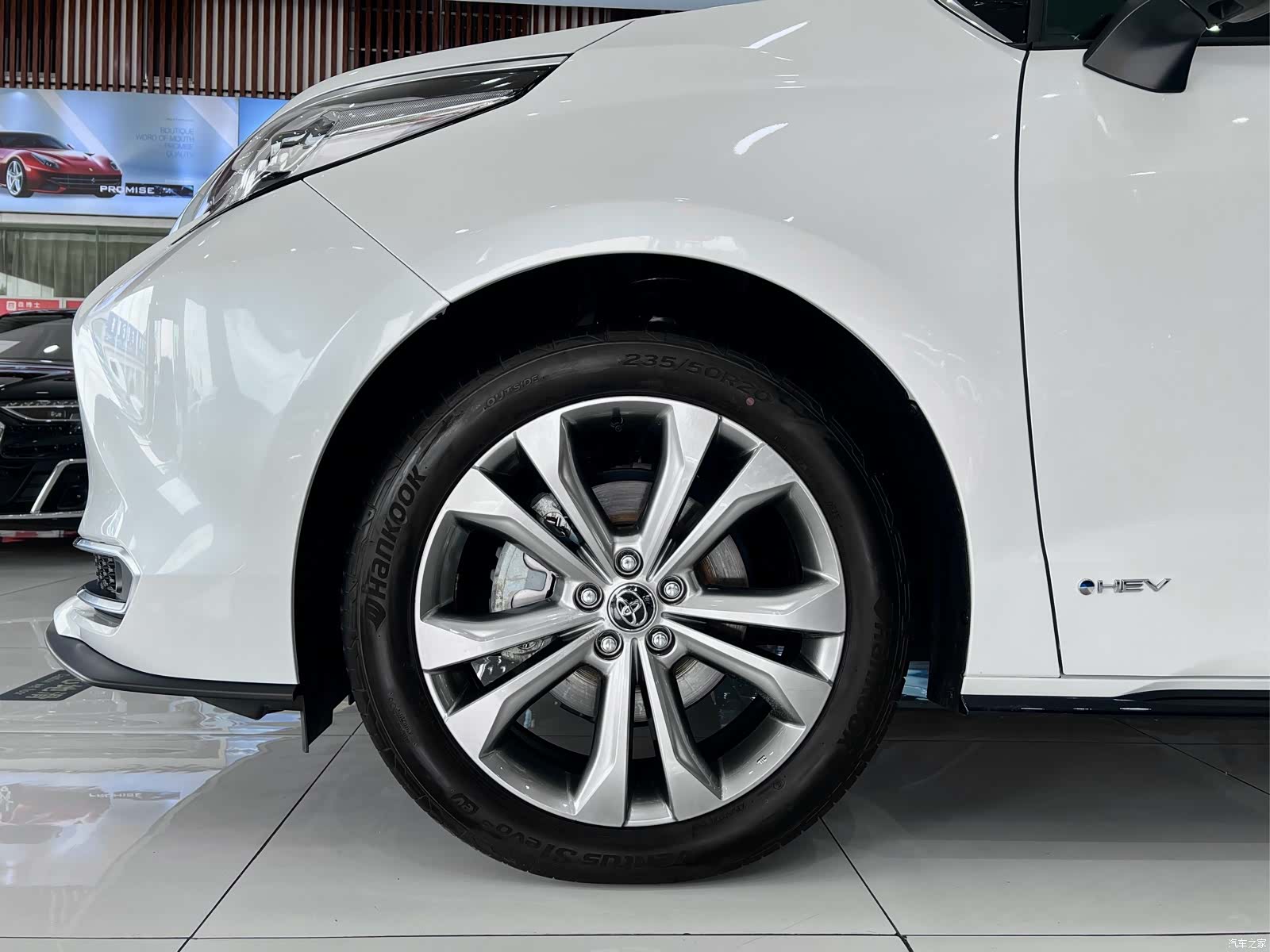 Toyota Sienna, 2025 25