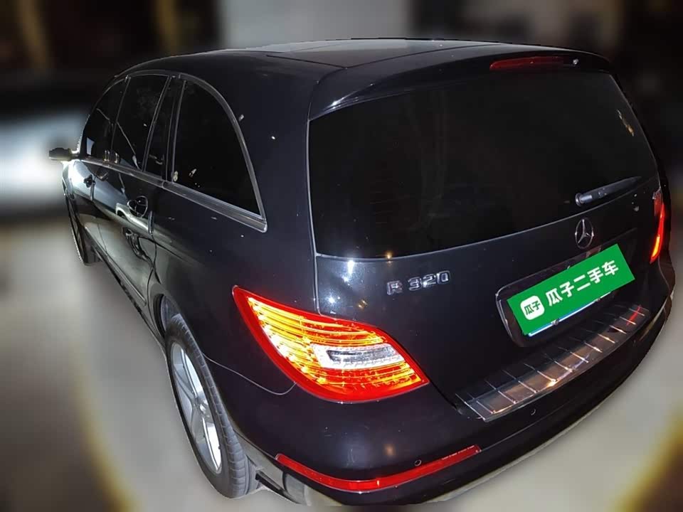 Mercedes-Benz R-class