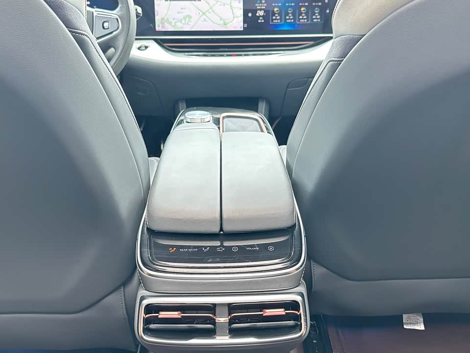 ARCFOX Polar Fox Alpha S