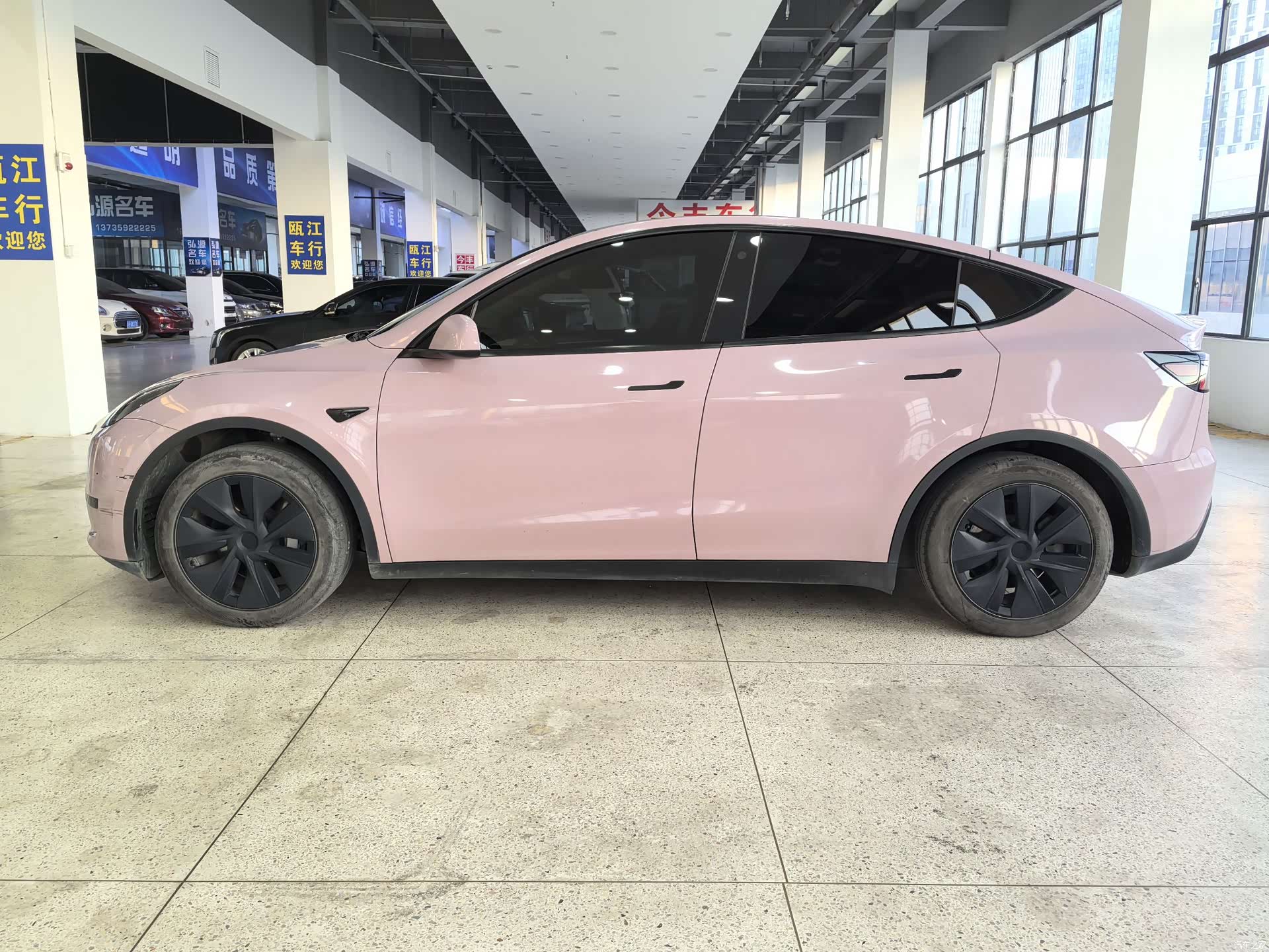 Tesla Model Y, 2024 12