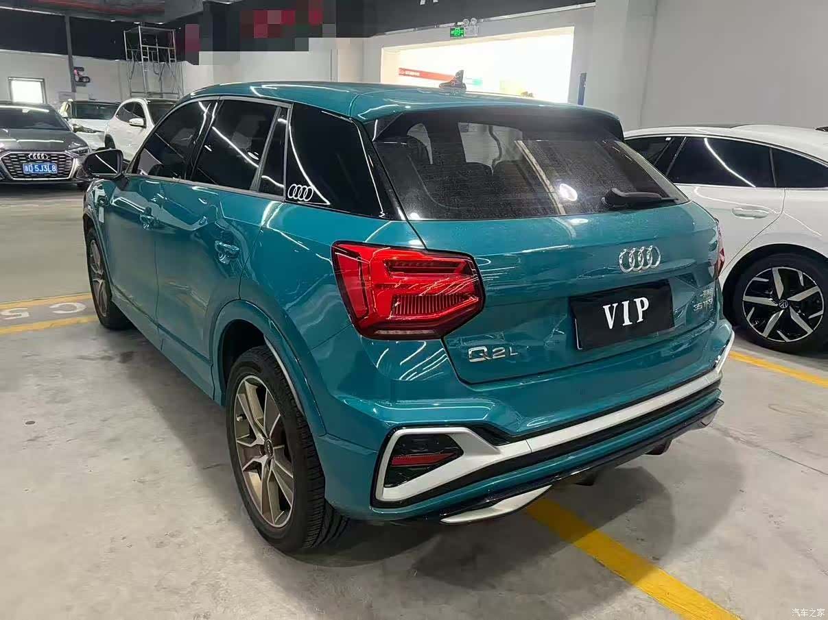 Audi Q2L, 2022 10