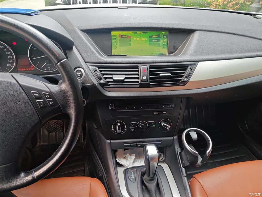 BMW X1, 2014 6