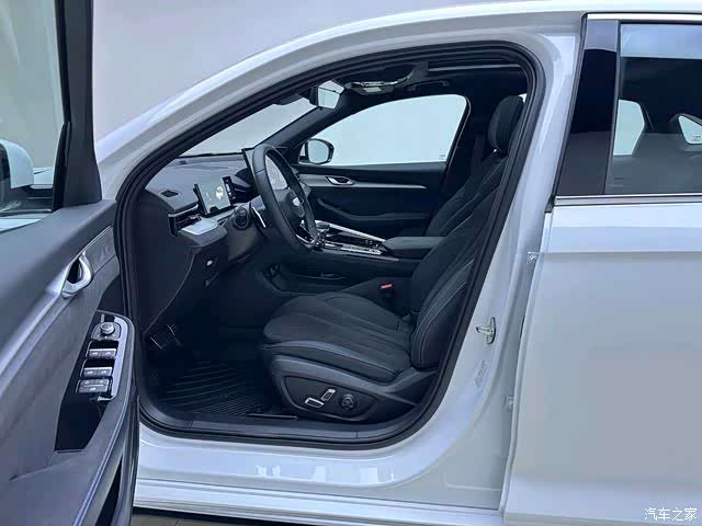 Geely Preface, 2026 7