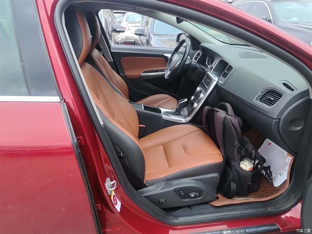 Volvo S60, 2015 25