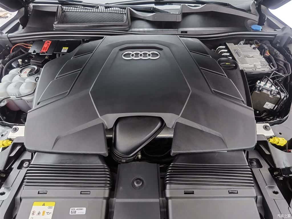 Audi Q7, 2021 6
