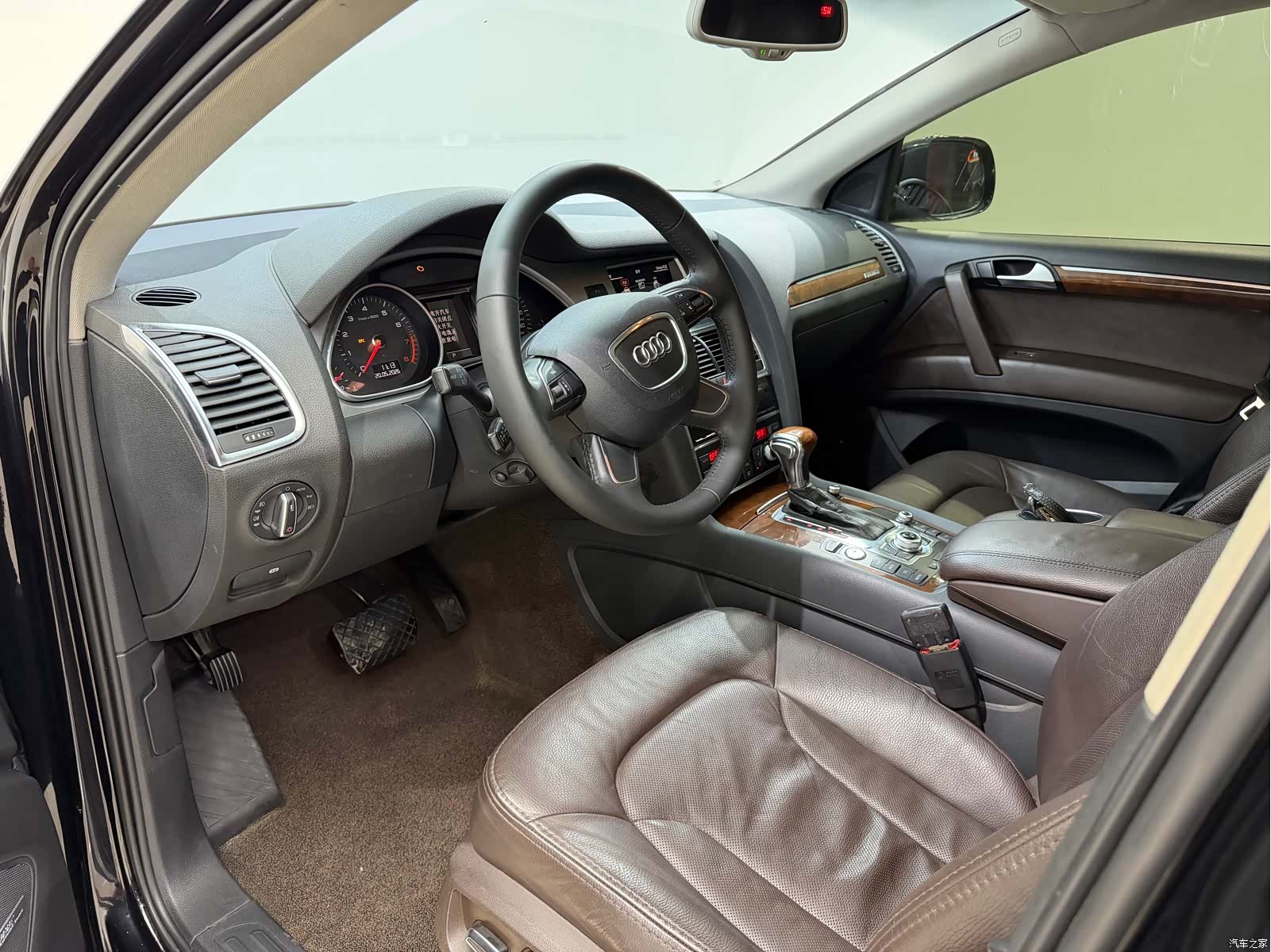 Audi Q7, 2013 10