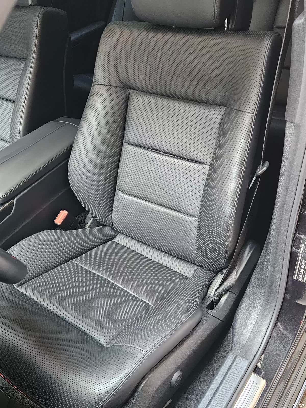 Mercedes-Benz E-Class, 2013 8