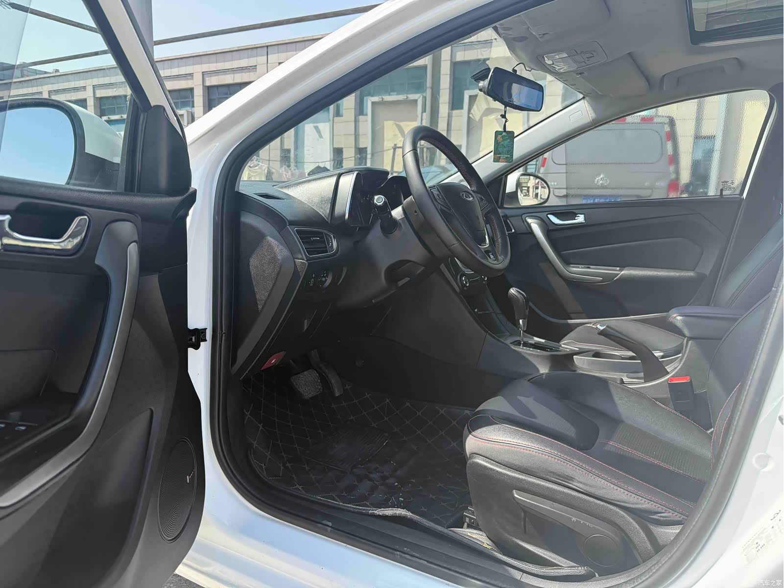 Chery 5, 2016 7