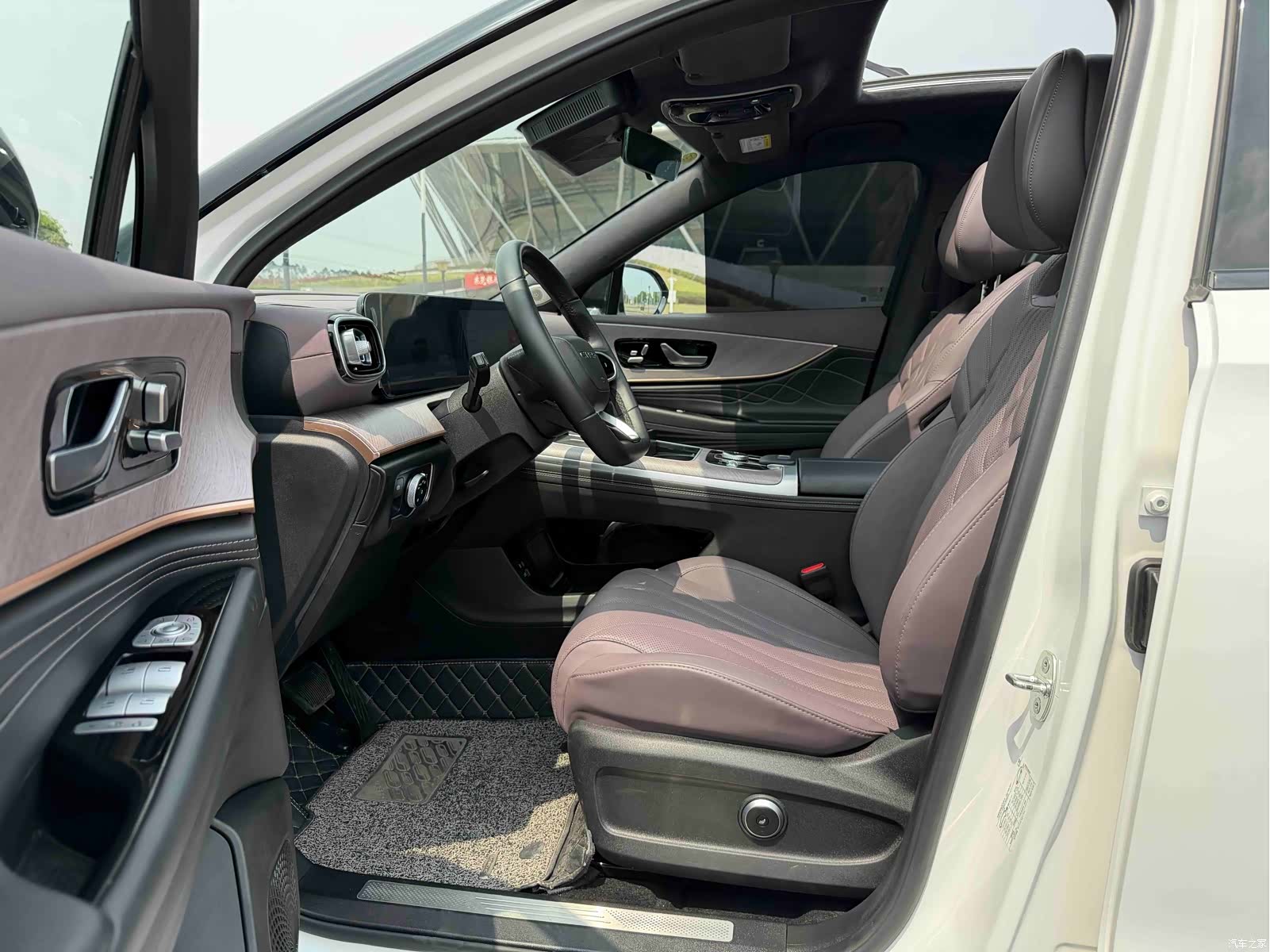 Chery Tiggo 9, 2024 11