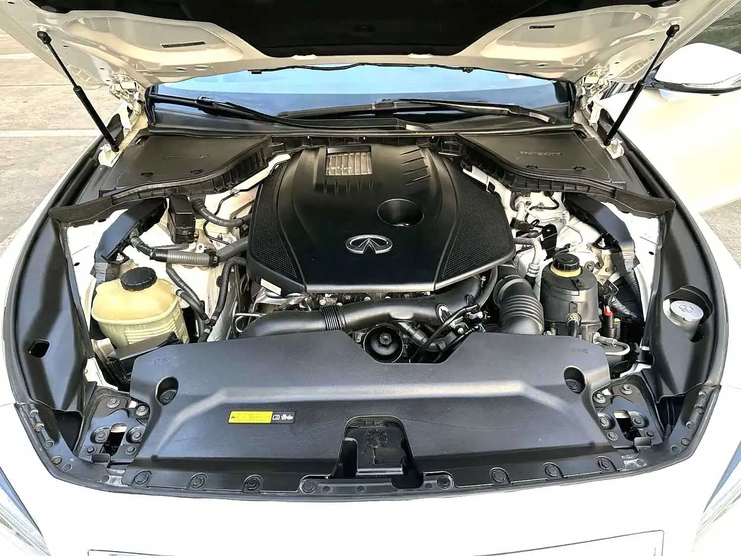 Infiniti Q50L, 2017 16