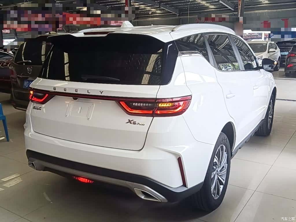 Geely X6, 2024 все фото
