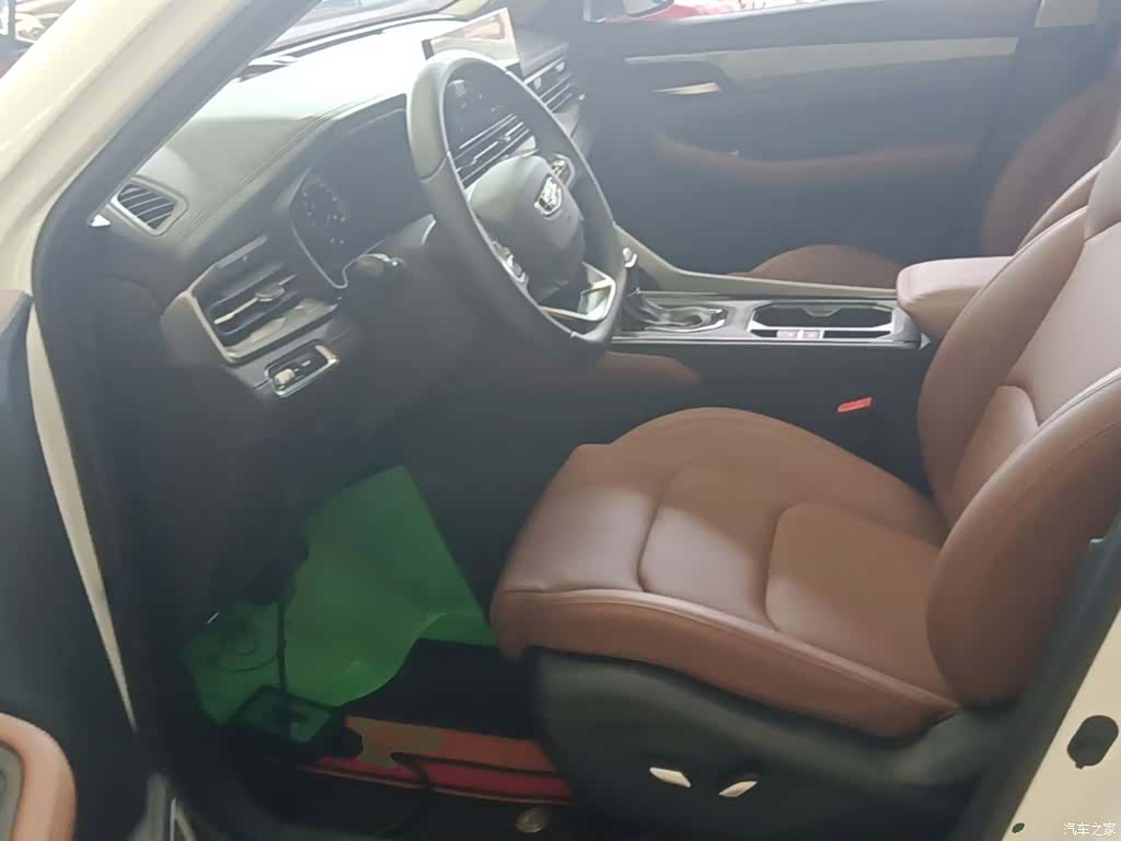 Geely X6, 2024 11