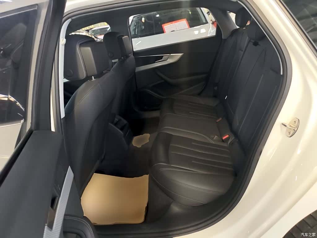 Audi A4L, 2021 17