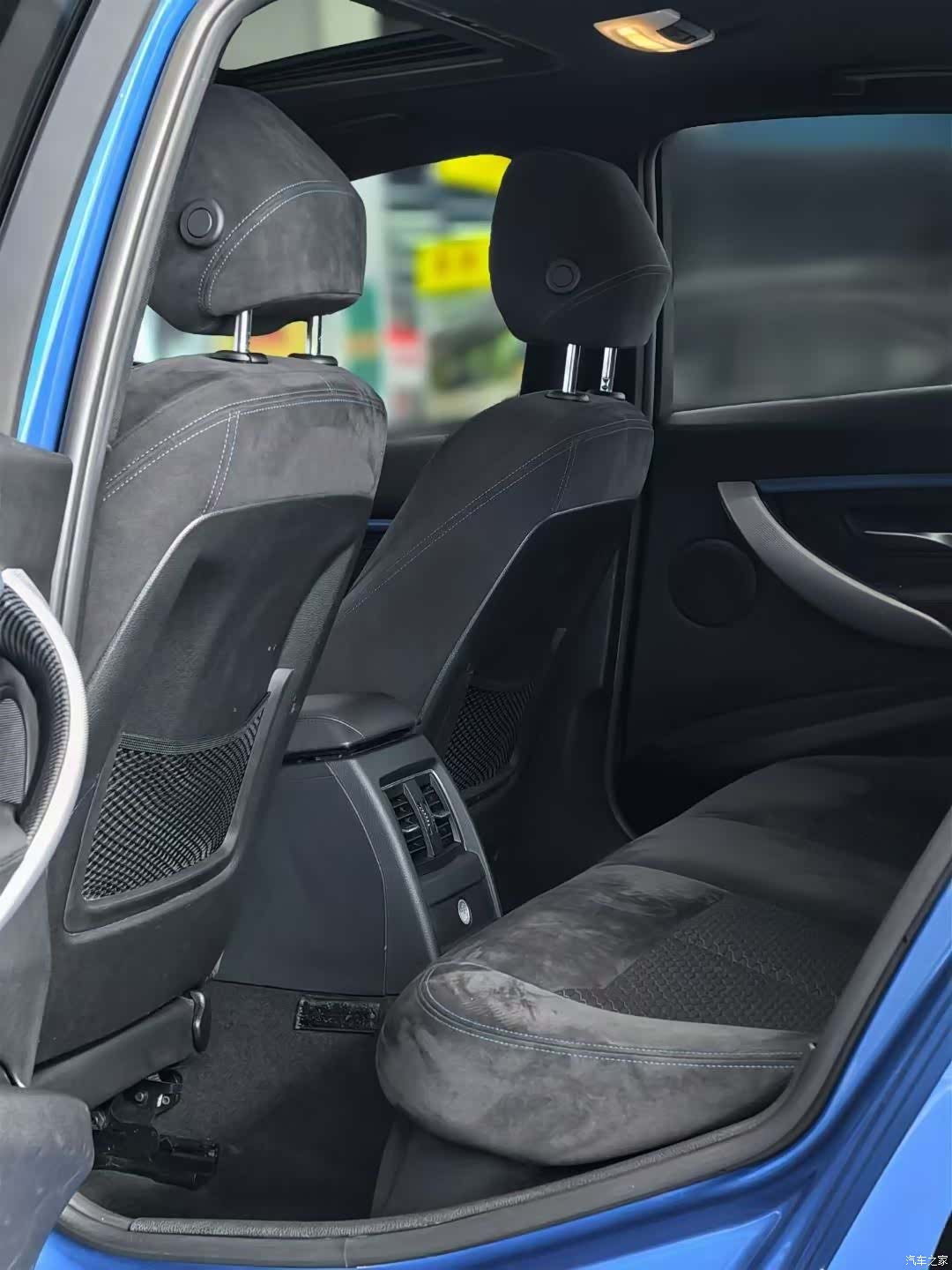 BMW 3 Series, 2018 все фото