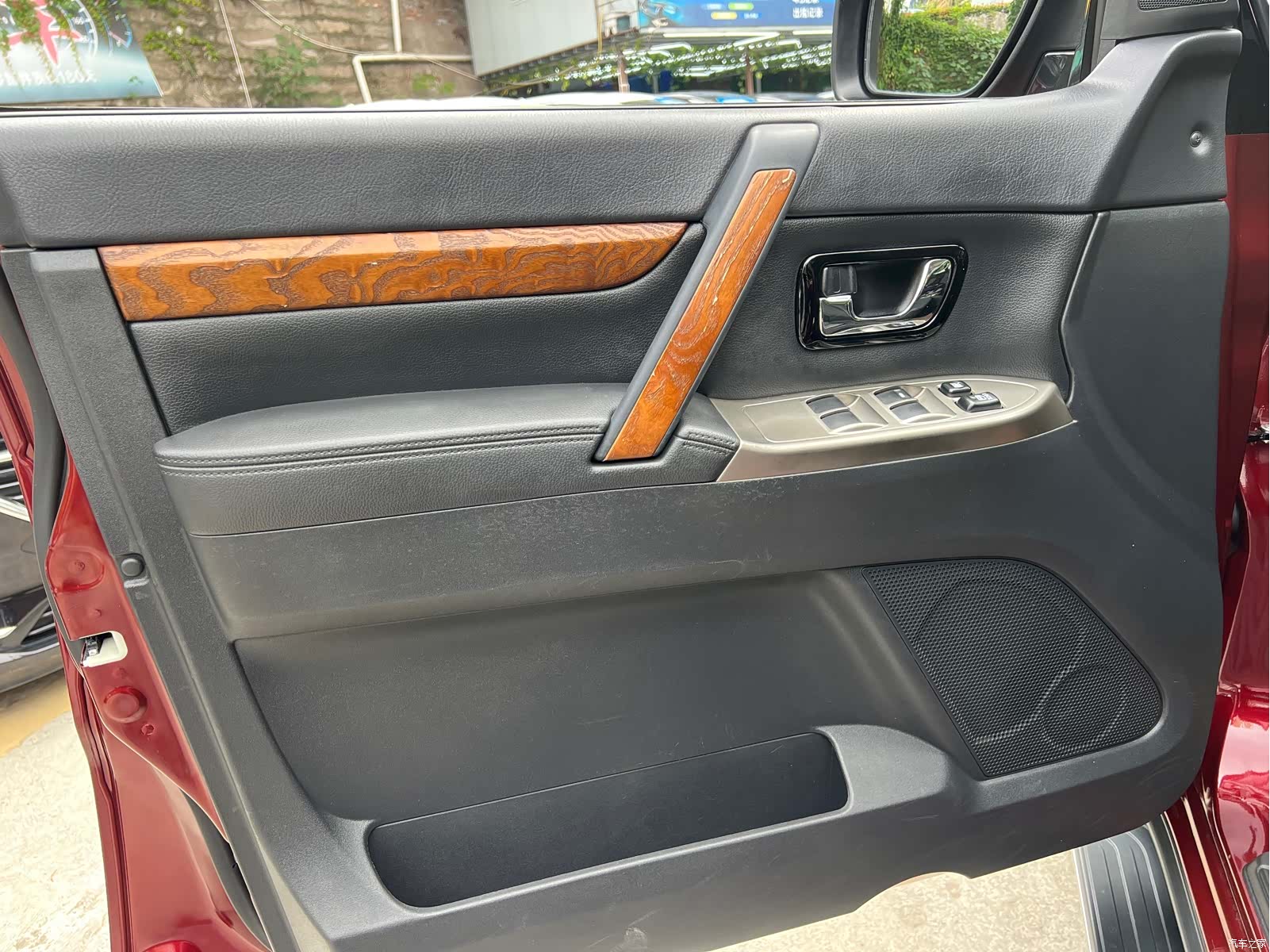 Mitsubishi Pajero, 2020 7
