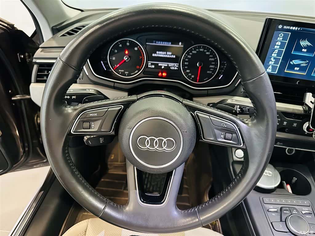 Audi A4L, 2017 13