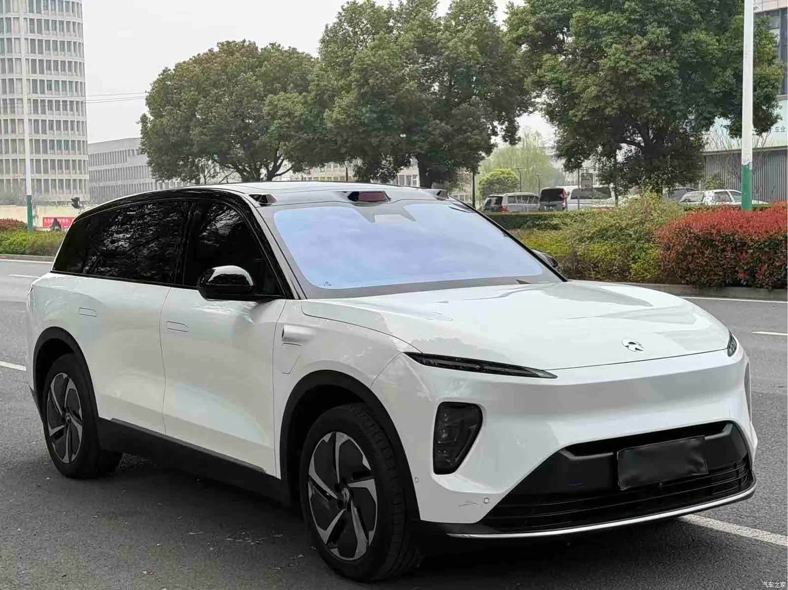 NIO ES8, 2024 7