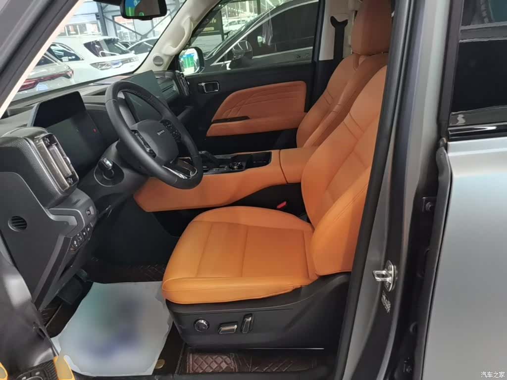 Haval Raptor, 2025 15