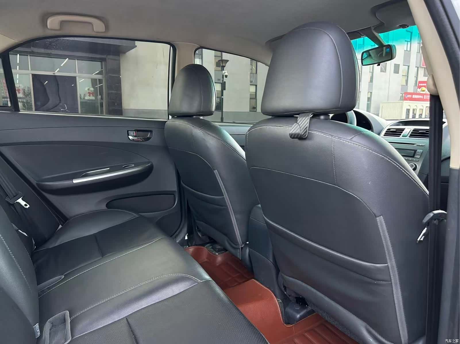 BYD L3, 2014 7