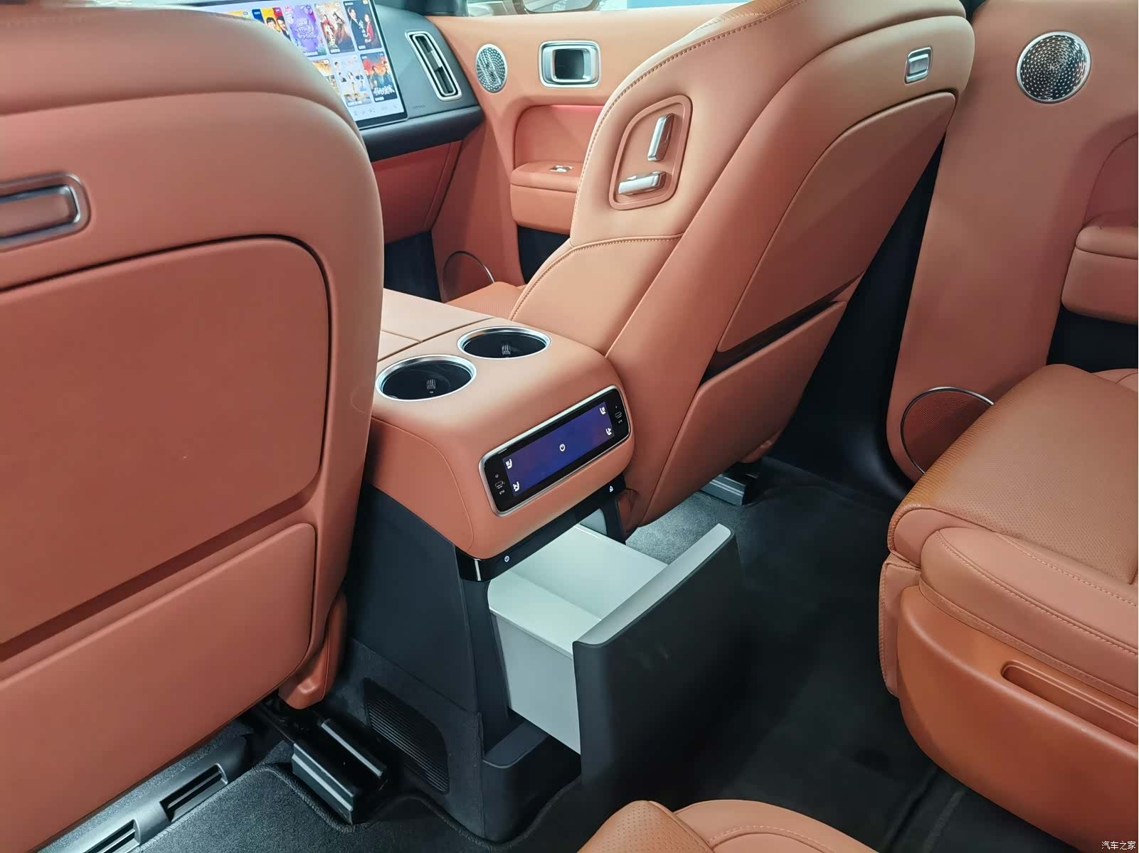 Li Auto L9, 2025 10