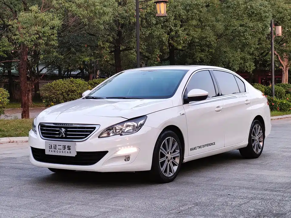 Peugeot 408