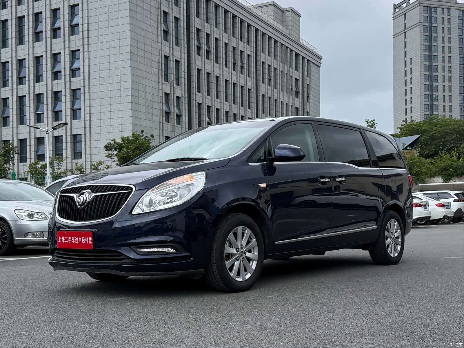 Buick GL8, 2018 3