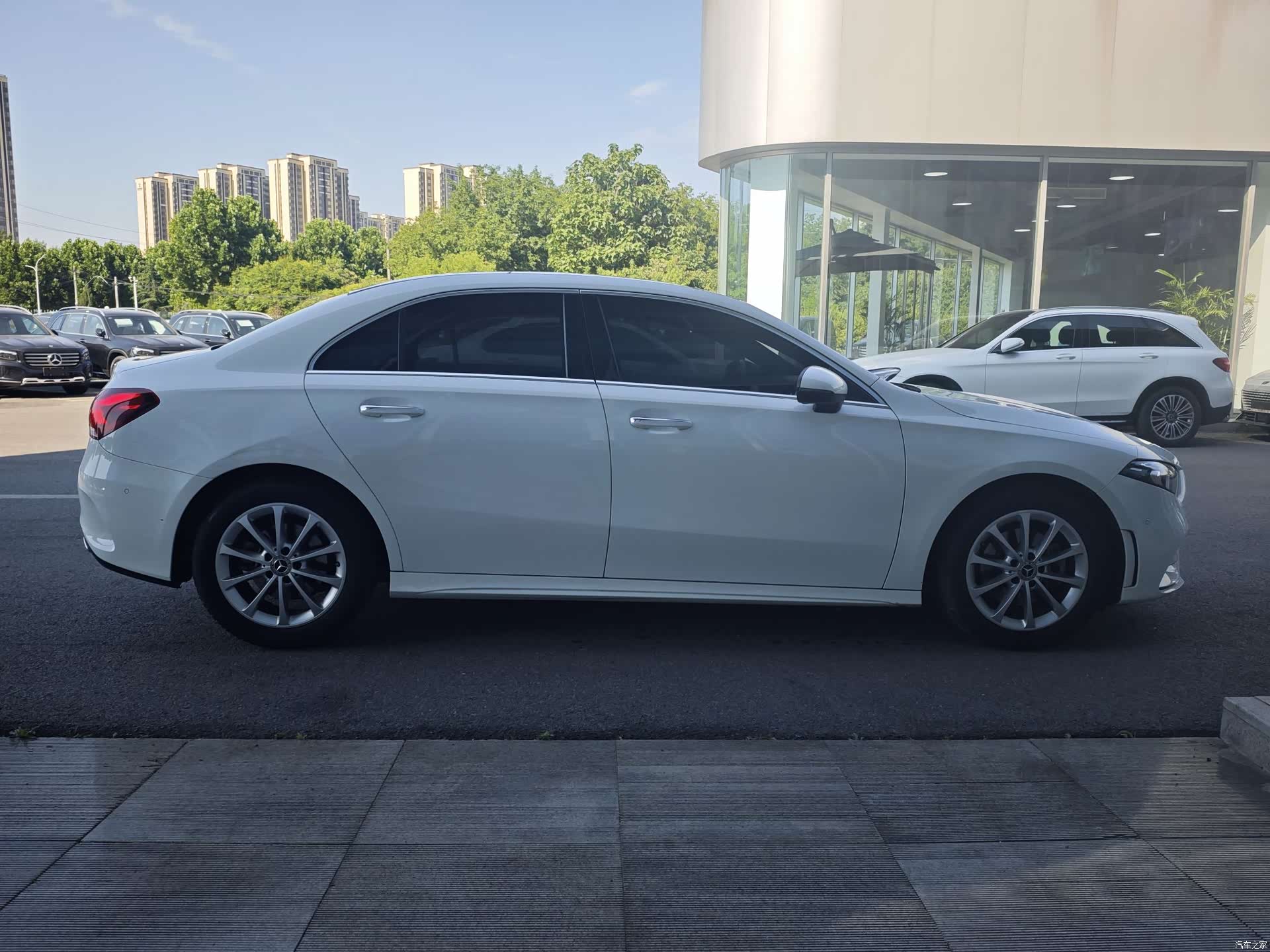 Mercedes-Benz A-Class, 2022 4