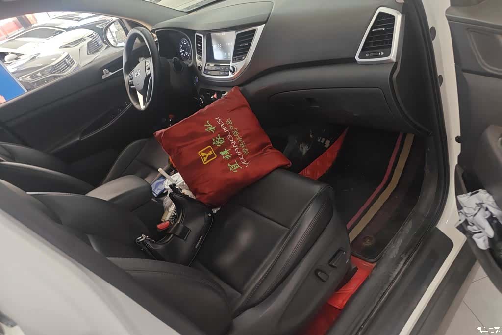 Hyundai Tucson, 2016 8