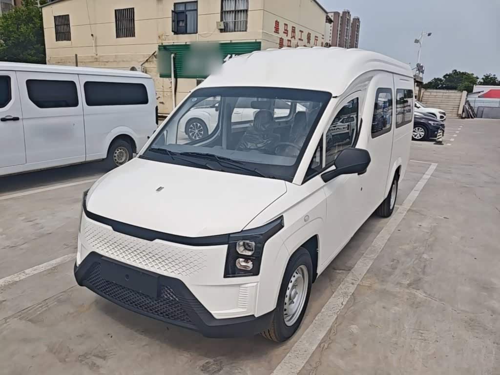予风汽车 予风黄金仓