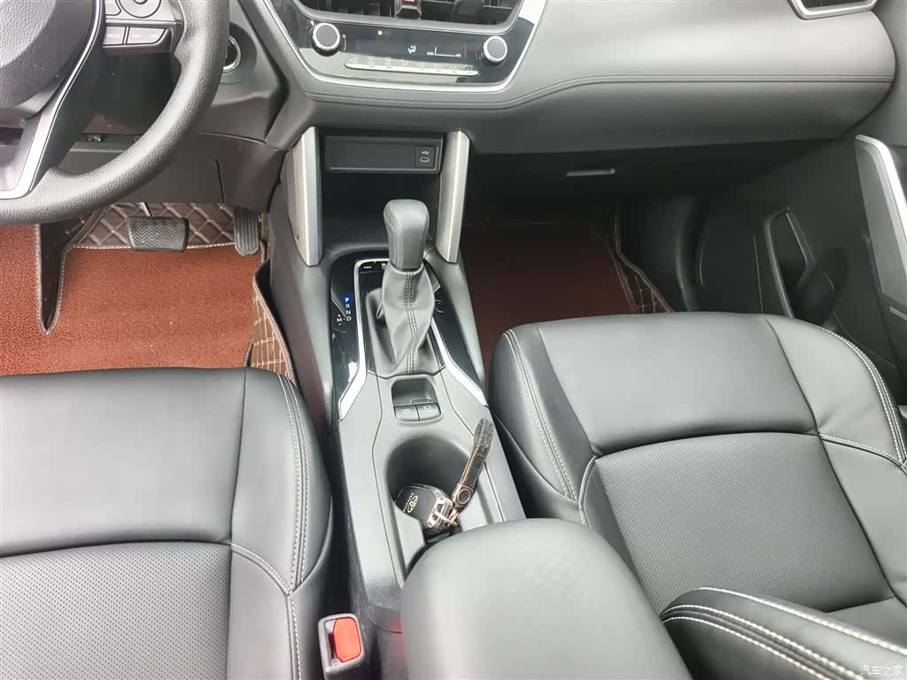 Toyota Frontlander, 2023 9