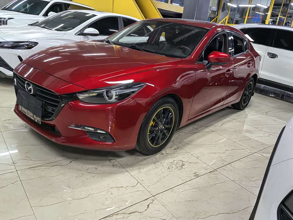 Mazda 3 Angkesaila