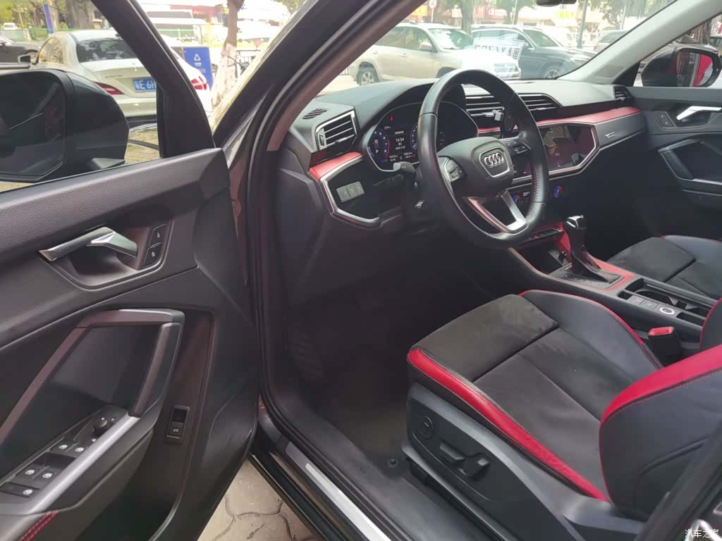 Audi Q3, 2020 12
