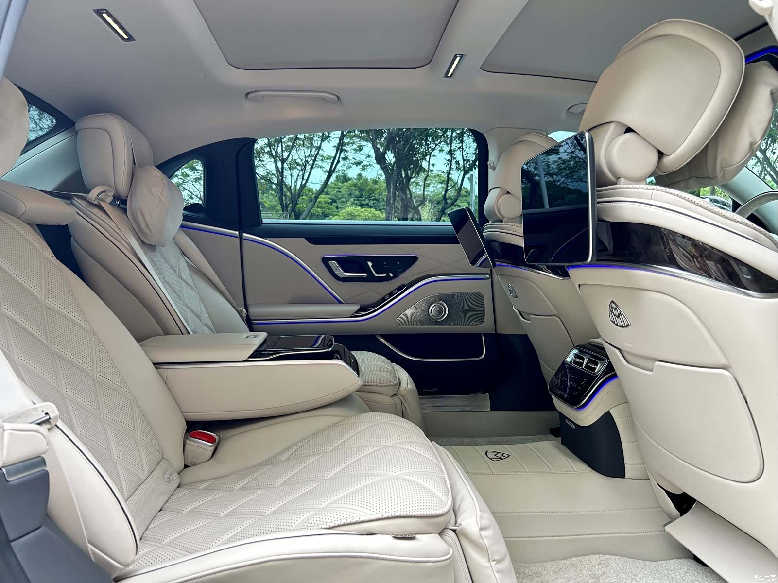 Maybach S-Class, 2025 14