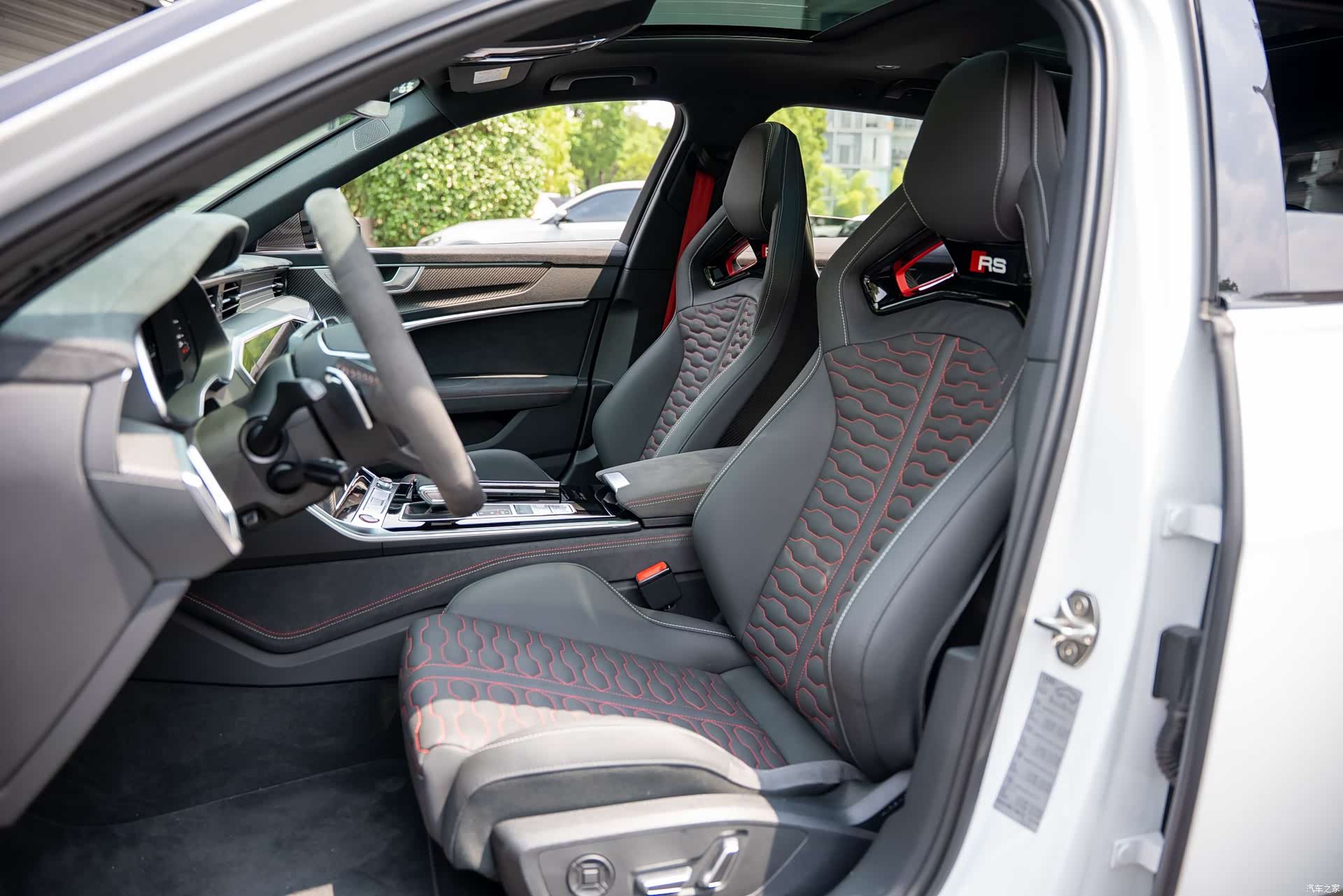 Audi RS, 2025 17