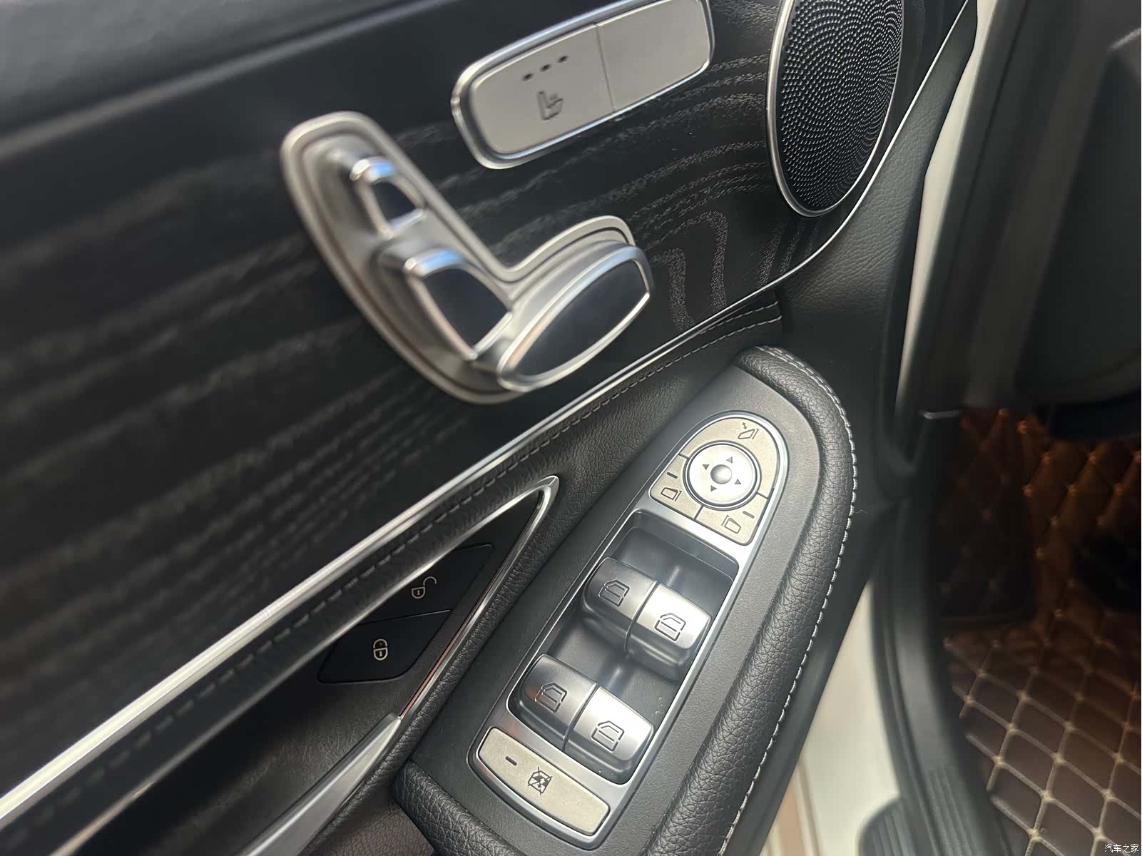 Mercedes-Benz C-Class, 2019 11