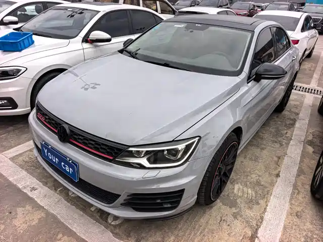 Volkswagen Lamando 2016 — купить из Китая под заказ
