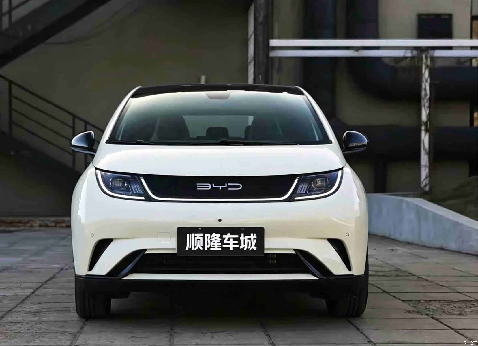 BYD Dolphin, 2023 2