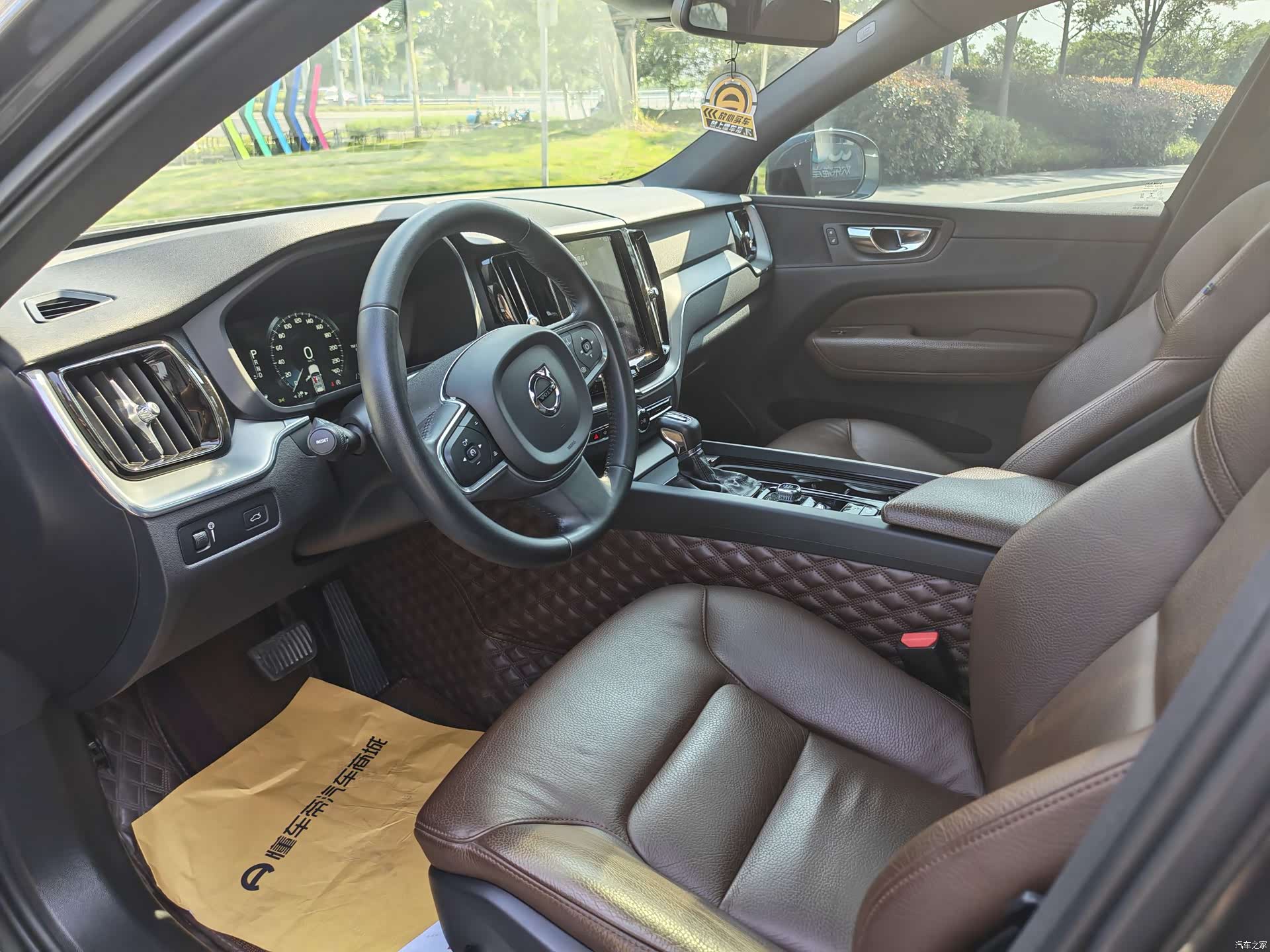 Volvo XC60, 2021 4