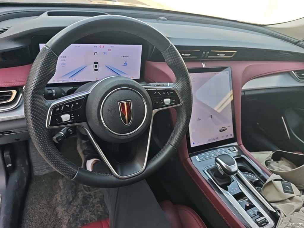 Hongqi H5, 2024 6